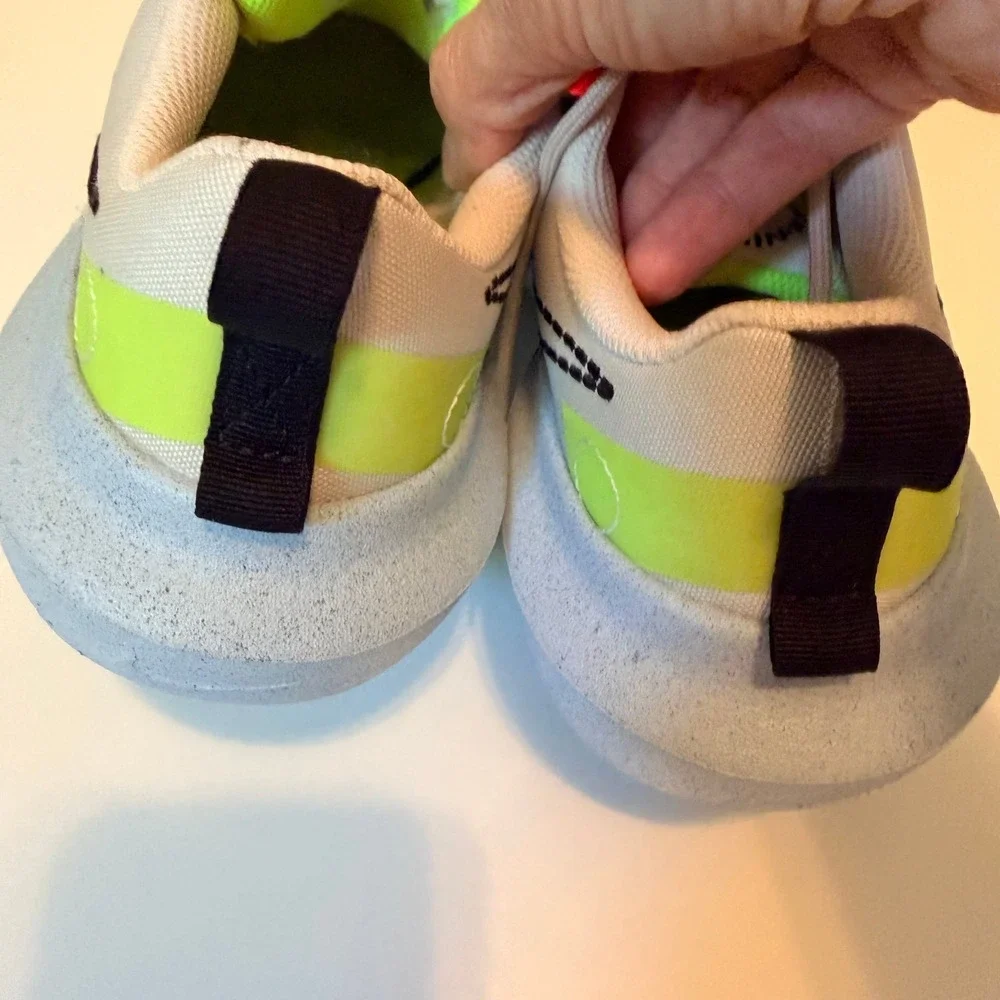 Nike Sneakers‎ Kids 7Y Light Bone Crater Impact DB3551-010 Running Shoes
